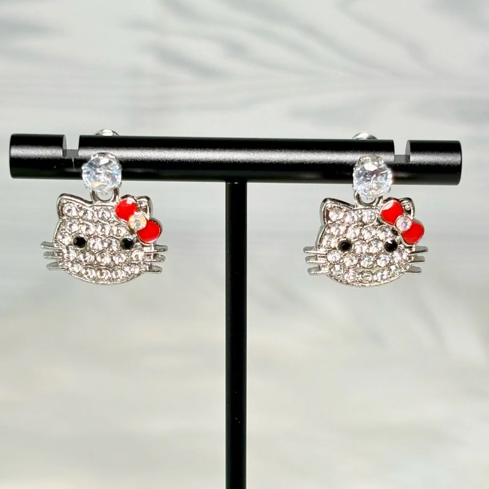 Hello Kitty‎ Crystal Earrings with Red Bow
